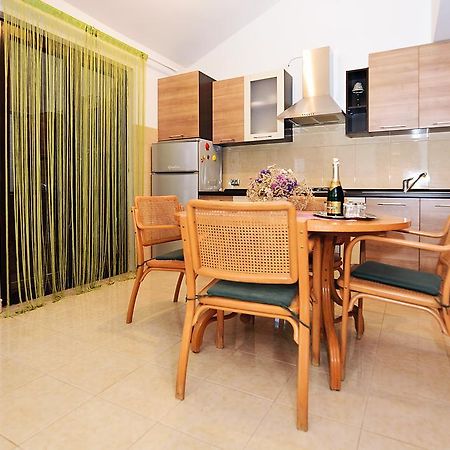 Apartments Bijuk Sukošan المظهر الخارجي الصورة